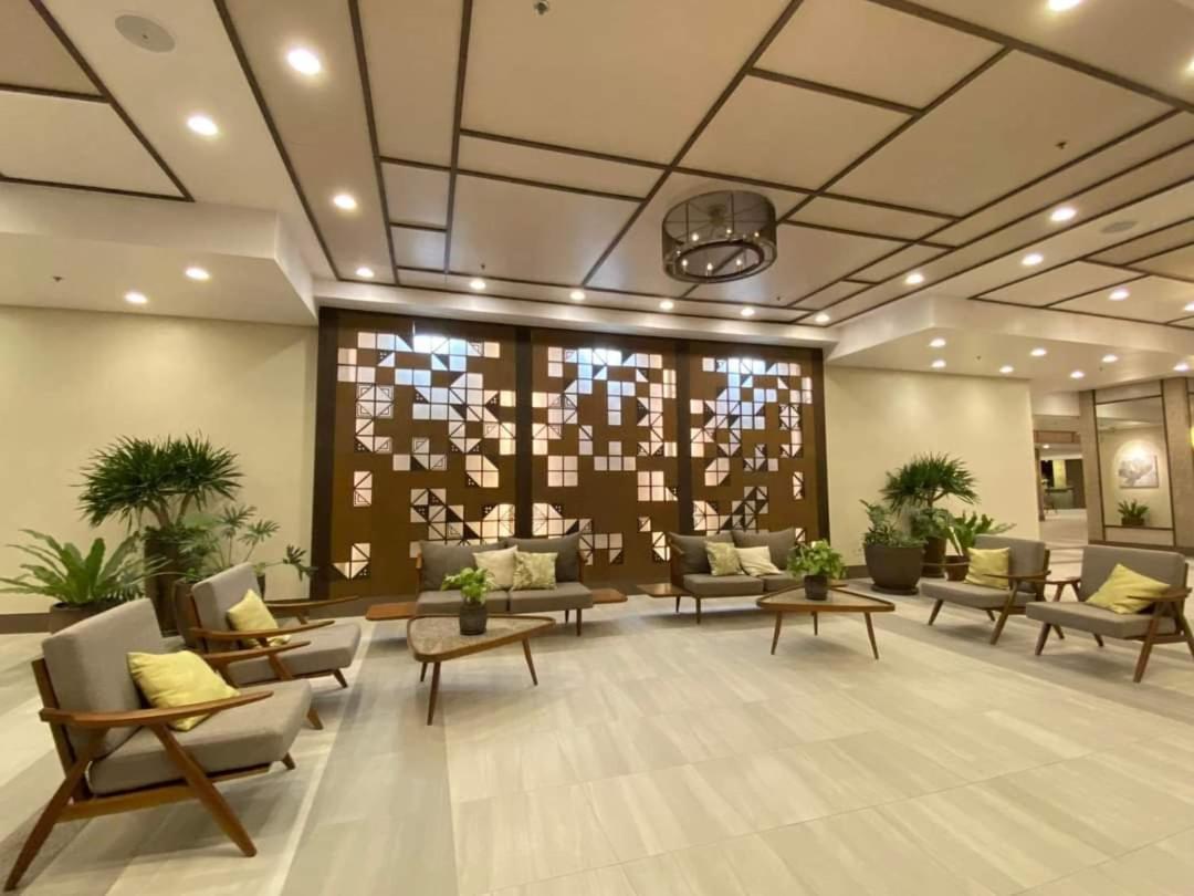 Infina Towers Project 4 Aurora Boulevard Quezon City Манила Екстериор снимка