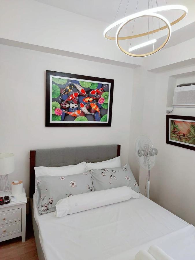 Infina Towers Project 4 Aurora Boulevard Quezon City Манила Екстериор снимка